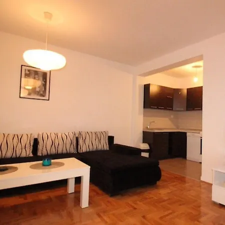Ema Apartament